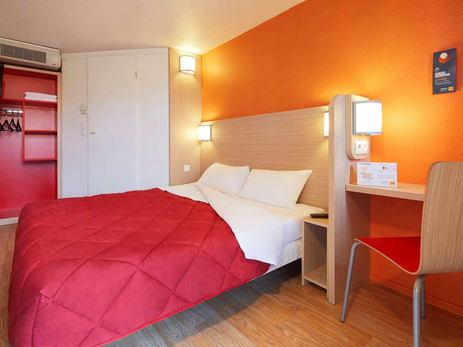 Premiere Classe Montpellier Ouest - St Jean De Vedas Сен-Жан-де-Веда Экстерьер фото
