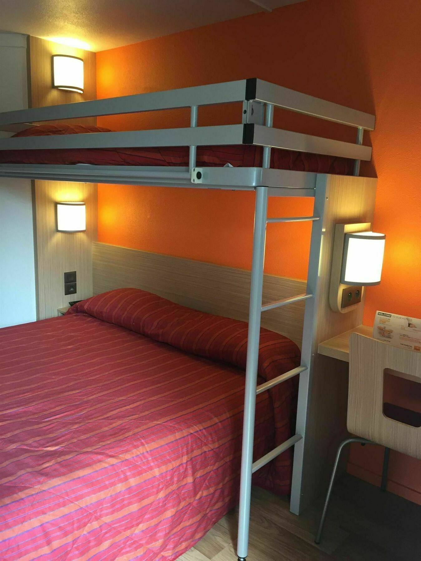 Premiere Classe Montpellier Ouest - St Jean De Vedas Сен-Жан-де-Веда Экстерьер фото